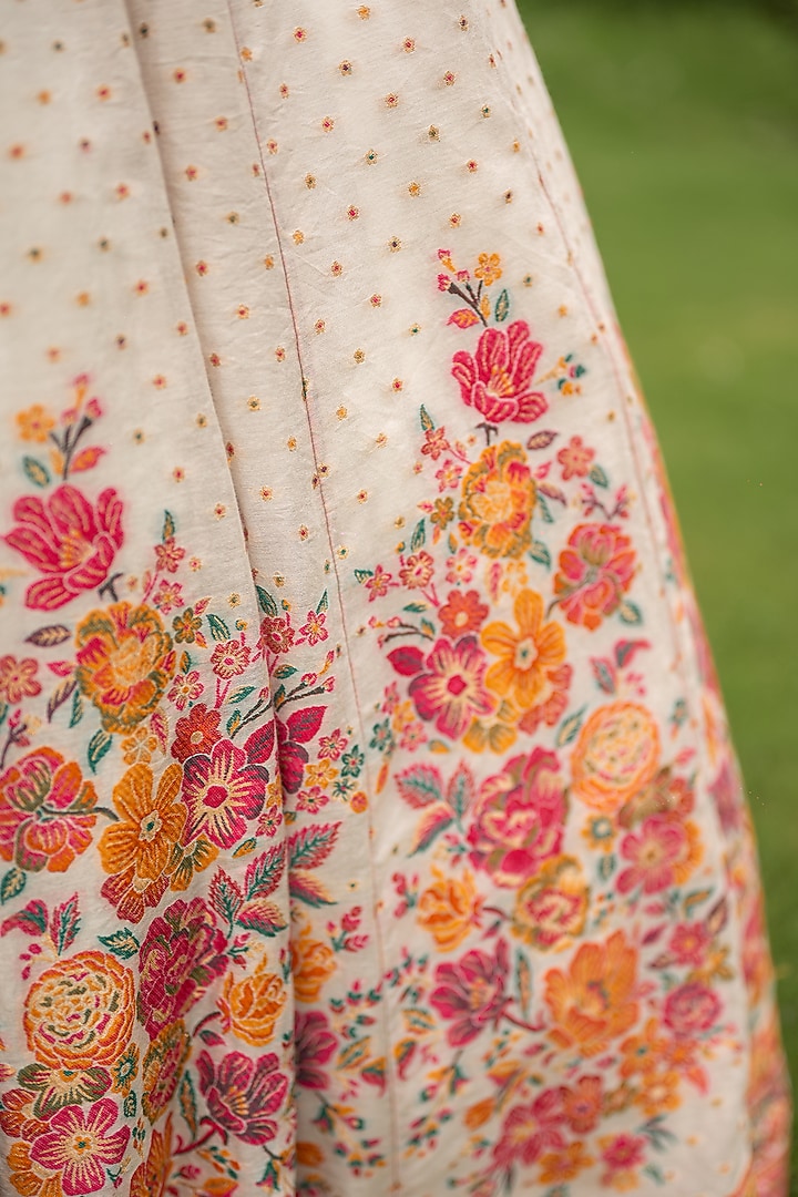 White Vegan Silk Woven Wedding Lehenga Set by Safaa at Pernia's Pop Up Shop