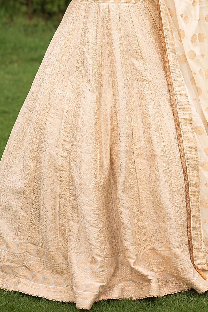 Pearl White Vegan Silk Chikankari Handcrafted Wedding Lehenga Set by Safaa at Pernia's Pop Up Shop