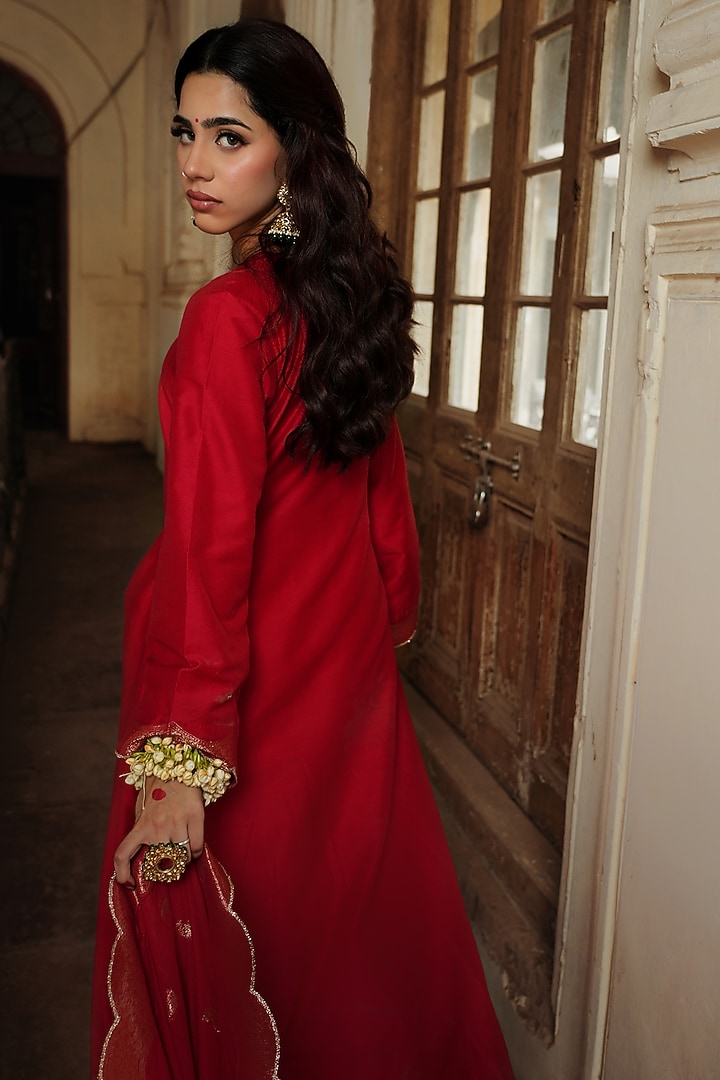 Red Vegan Silk Self Woven A-Line Kurta Set by Safaa at Pernia's Pop Up Shop