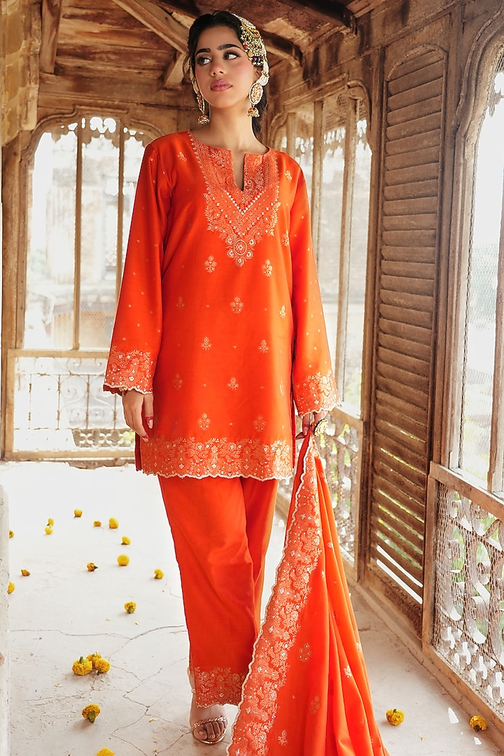 Orange Vegan Silk Straight Kurta Set by Safaa at Pernia's Pop Up Shop