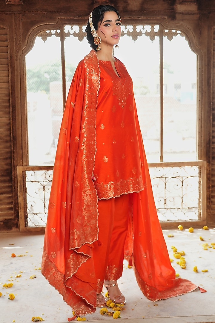 Orange Vegan Silk Straight Kurta Set by Safaa at Pernia's Pop Up Shop