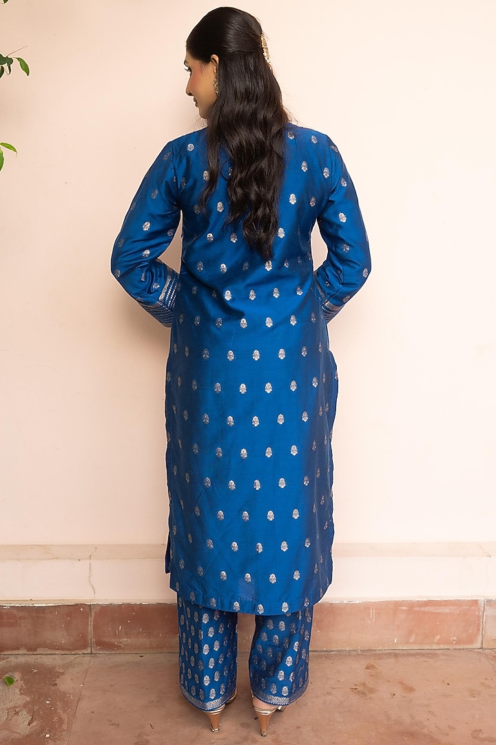 Royal Blue Vegan Silk Floral Motif Kurta Set by Safaa at Pernia's Pop Up Shop