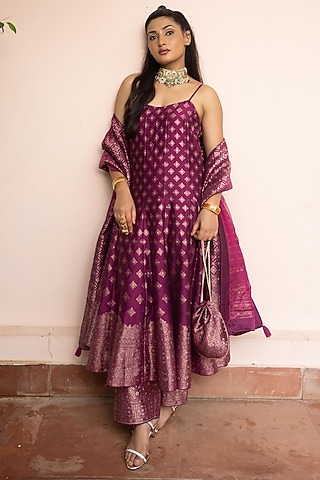 Dark Magenta Vegan Silk Zari Gota Work Anarkali Set by Safaa