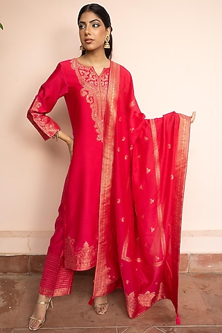 Fuchsia Pink Vegan Silk Zari Gota Work Kurta Set by Safaa