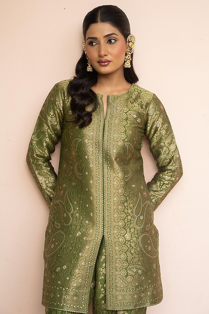 Green Vegan Silk Zari Gota Work Co-Ord Set by Safaa at Pernia's Pop Up Shop