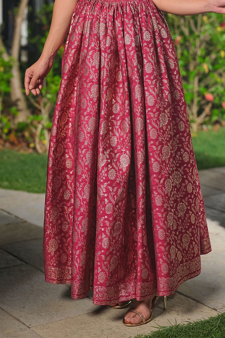 Magenta Pure Moonga Silk Floral Banarasi Skirt Set by Safaa at Pernia's Pop Up Shop
