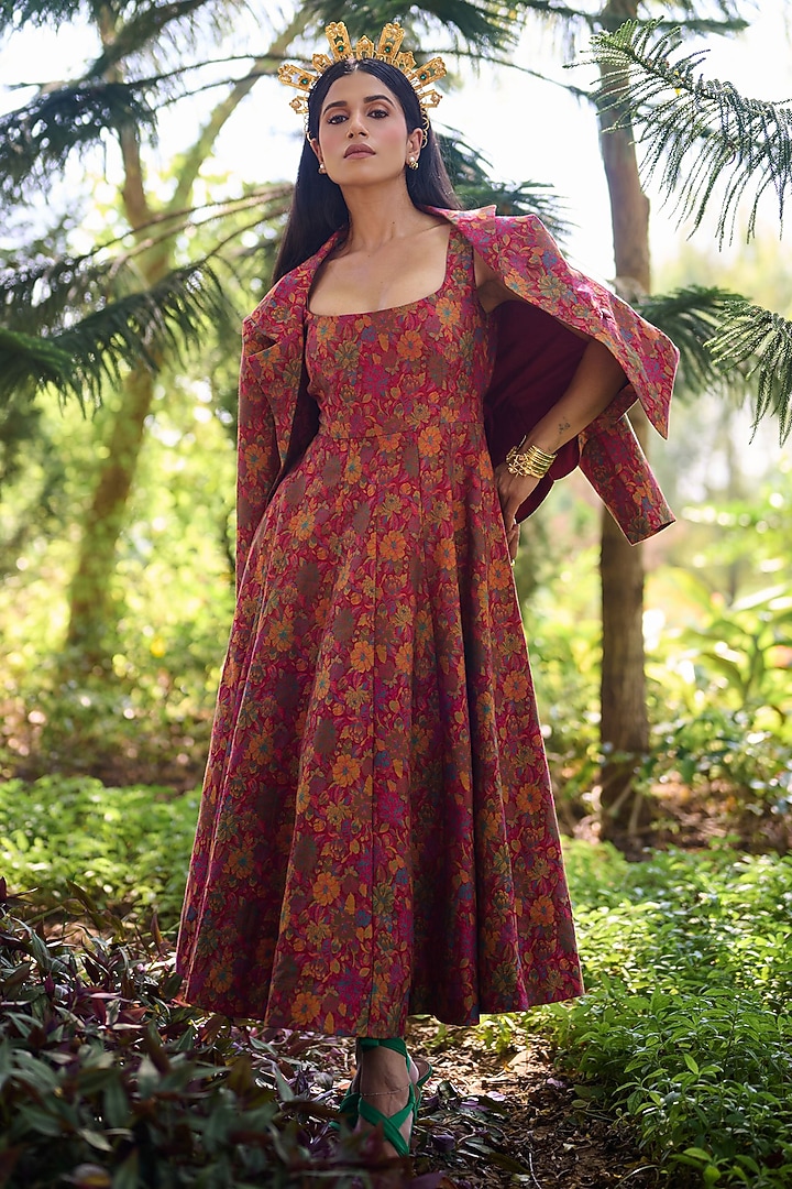 Magenta Pure Moonga Silk Floral Weave Blazer Set by Safaa at Pernia's Pop Up Shop