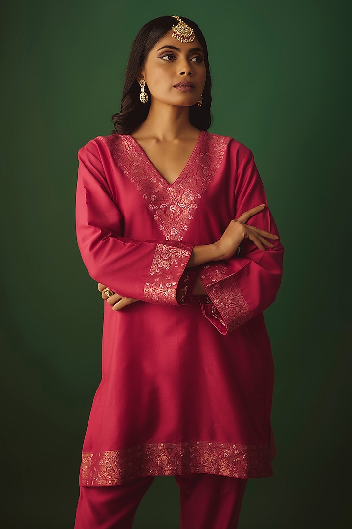 Pink Moonga Silk Zari Work Kaftan Set by Safaa at Pernia's Pop Up Shop