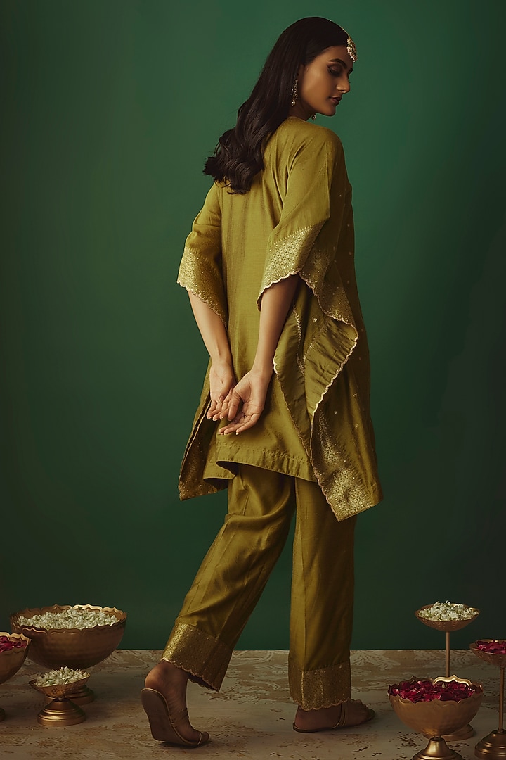 Olive Green Vegan Silk Woven Zari Work Kaftan Set by Safaa at Pernia's Pop Up Shop