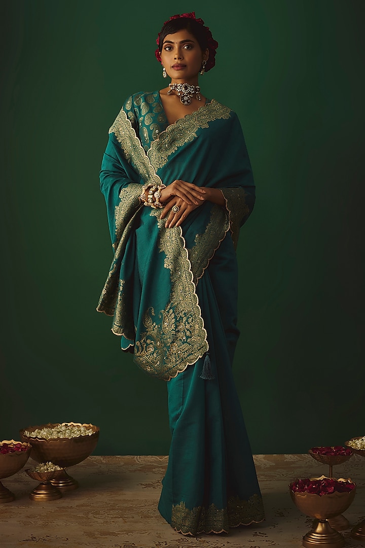 Green Moonga Silk Woven Zari Embroidered Saree Set by Safaa