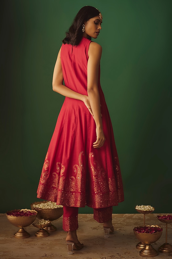 Red Vegan Silk Woven Zari Work Wedding Anarkali Set by Safaa at Pernia's Pop Up Shop