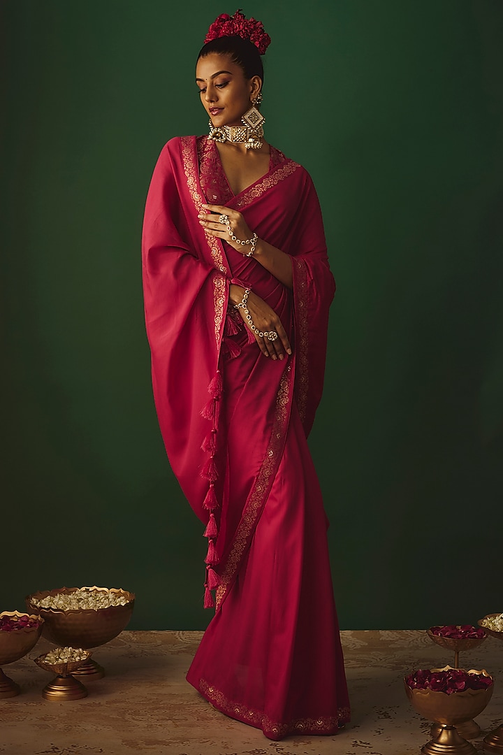 Red Moonga Silk Woven Zari Work Saree Set by Safaa at Pernia's Pop Up Shop