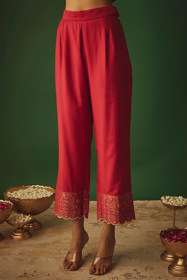 Red Vegan Silk Woven Zari Work Kurta Set by Safaa at Pernia's Pop Up Shop