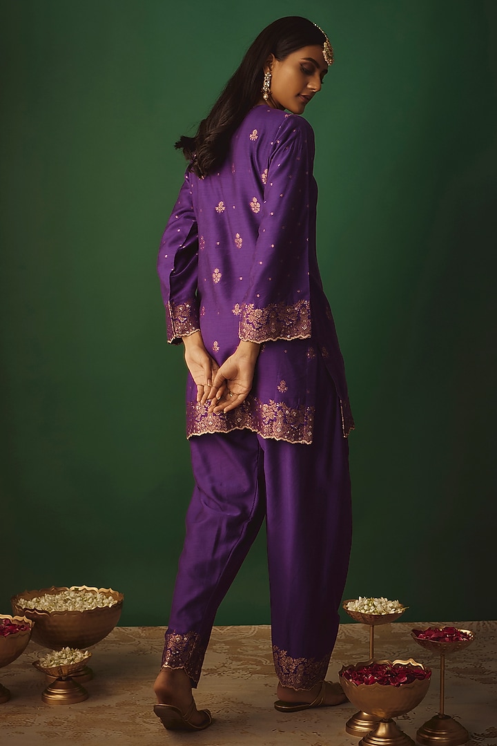Purple Vegan Silk Woven Zari Work Short Kurta Set by Safaa at Pernia's Pop Up Shop