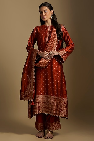 Rust Vegan Silk Kurta Set by Safaa