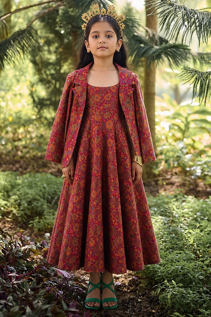 Magenta Moonga Silk Motif Embroidered Blazer Set For Girls by Safaa Kids at Pernia's Pop Up Shop