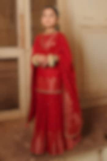 Red Vegan Silk Motif Embroidered Gharara Set For Girls by Safaa Kids at Pernia's Pop Up Shop
