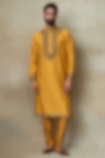 Yellow Silk Chanderi Printed & Embroidered Kurta by SHASHA GABA MEN