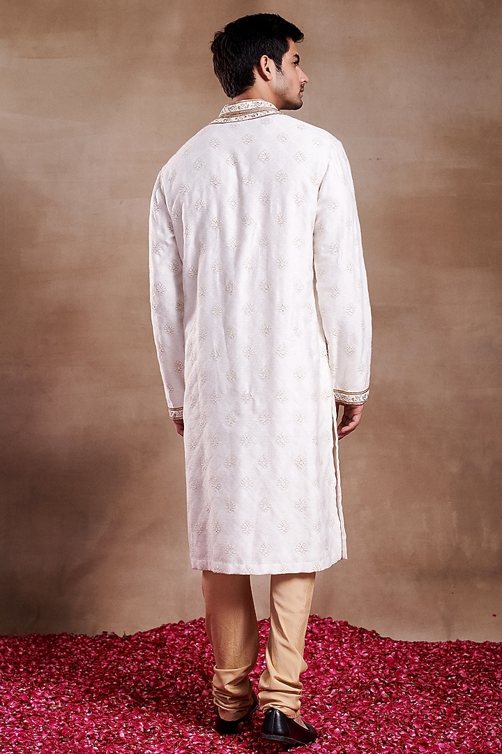 White Silk Dobby Hand Embroidered Kurta by SHASHA GABA MEN at Pernia's Pop Up Shop