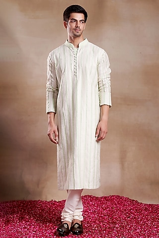 Ivory Silk Chanderi Resham Thread Embroidered Kurta by SHASHA GABA MEN