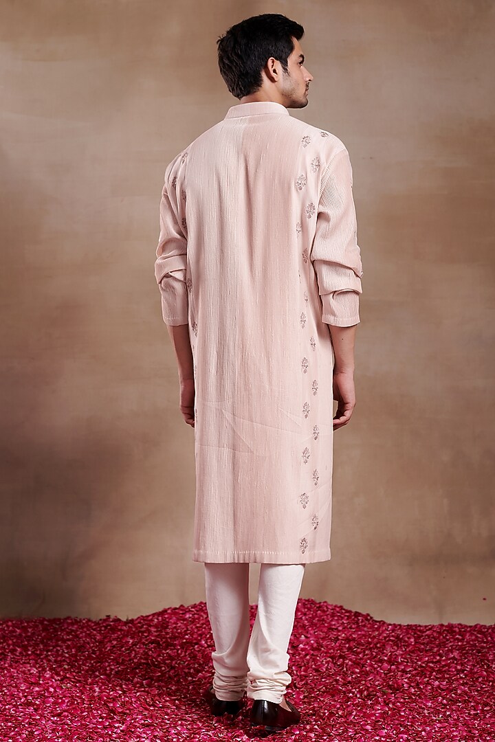 Pink Silk Chanderi Hand Embroidered Kurta by SHASHA GABA MEN at Pernia's Pop Up Shop
