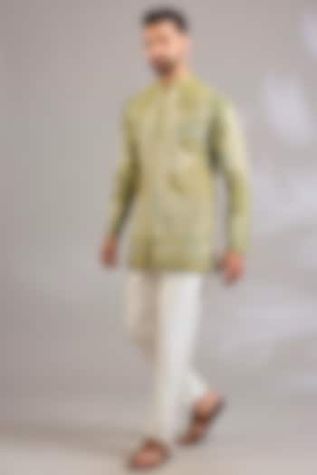 Yellow Georgette Floral Embroidered Kurta by SHASHA GABA MEN at Pernia's Pop Up Shop