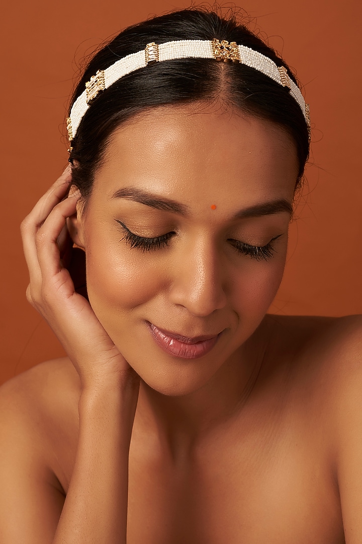 Gold Finish Kundan Polki & Pearl Matha Patti by Saga Jewels at Pernia's Pop Up Shop