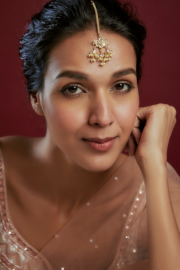 Gold Finish Kundan Polki Maangtikka by Saga Jewels at Pernia's Pop Up Shop