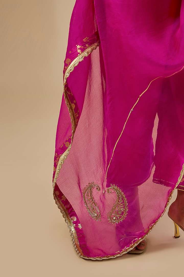 Green Banarasi Katan Silk Zardosi Work Kurta Set by Sahreen at Pernia's Pop Up Shop