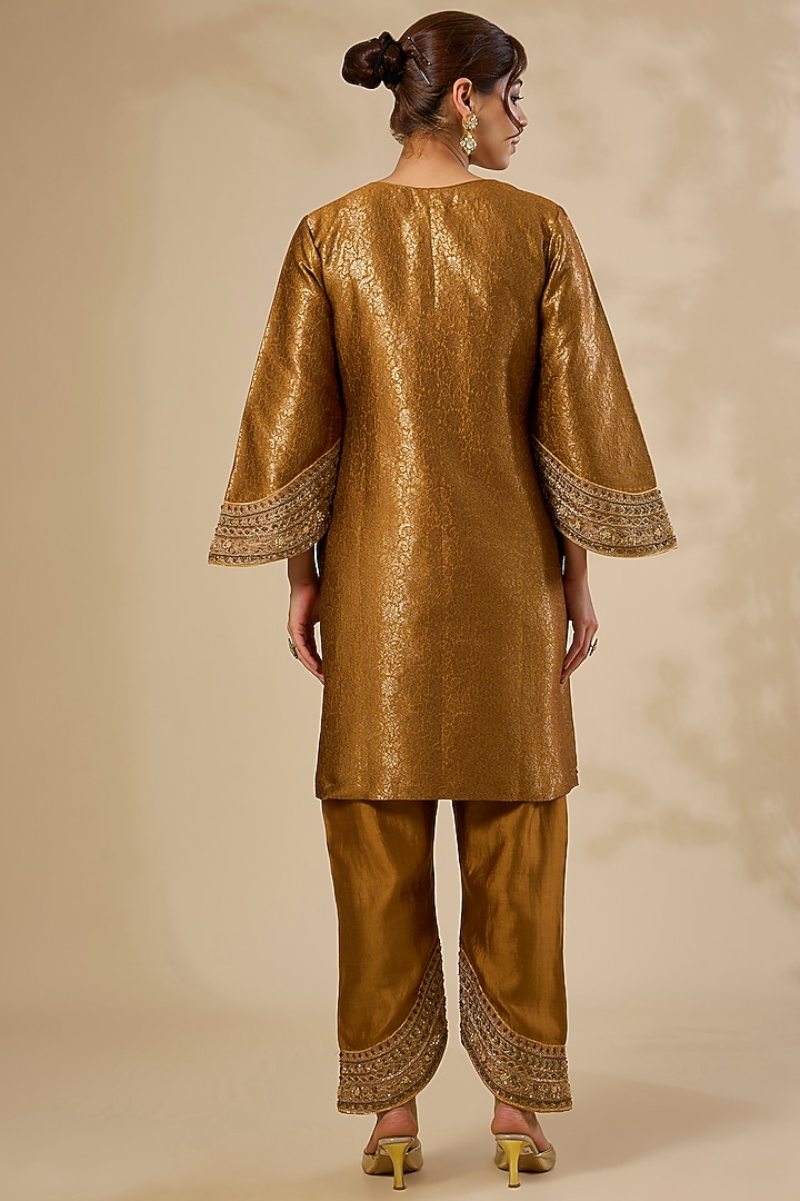 Gold Banarasi Katan Silk Zardosi Work Kurta Set by Sahreen at Pernia's Pop Up Shop