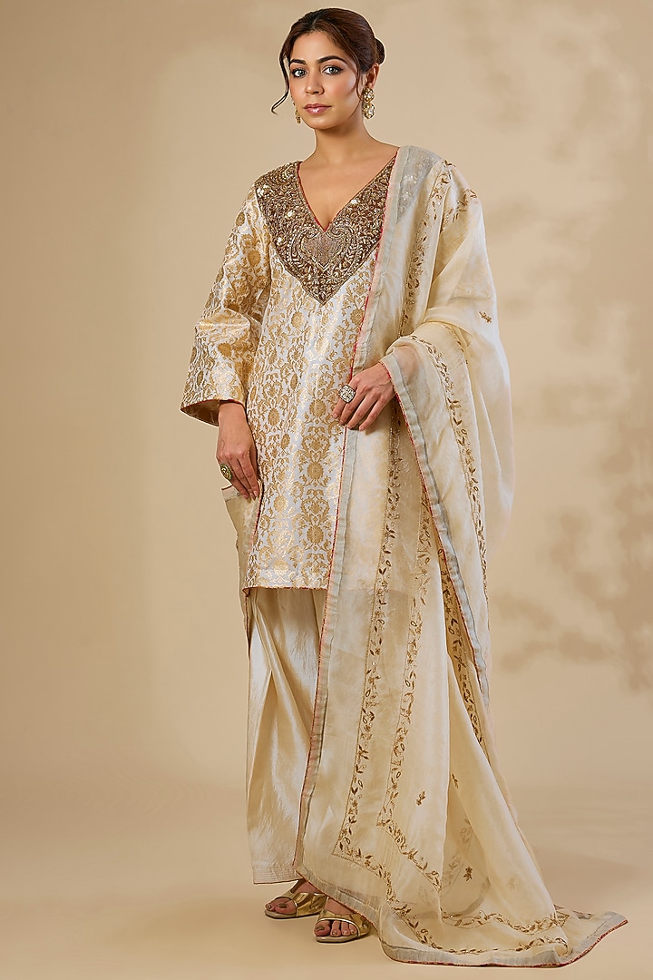 Ivory Banarasi Silk Zardosi Work Kurta Set by Sahreen at Pernia's Pop Up Shop