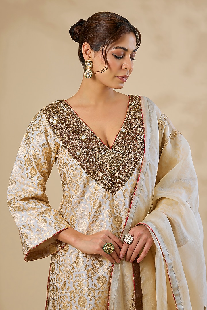 Ivory Banarasi Silk Zardosi Work Kurta Set by Sahreen at Pernia's Pop Up Shop