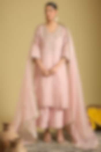 Pastel Pink Katan Silk Tissue Kasab Thread Work Kurta Set by Sahreen at Pernia's Pop Up Shop