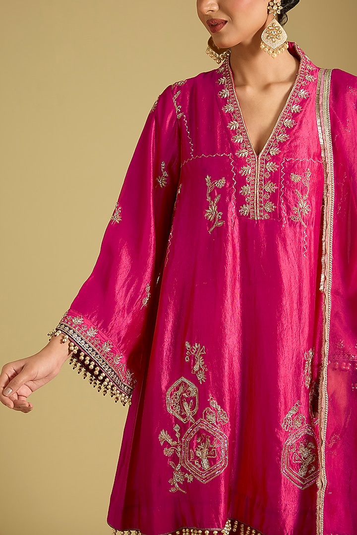 Deep Pink Chanderi Silk Zardosi Work Kurta Set by Sahreen at Pernia's Pop Up Shop