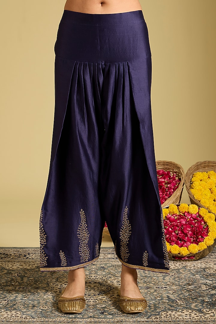 Purple Katan Silk Tissue Zardosi Embellished Kurta Set by Sahreen at Pernia's Pop Up Shop