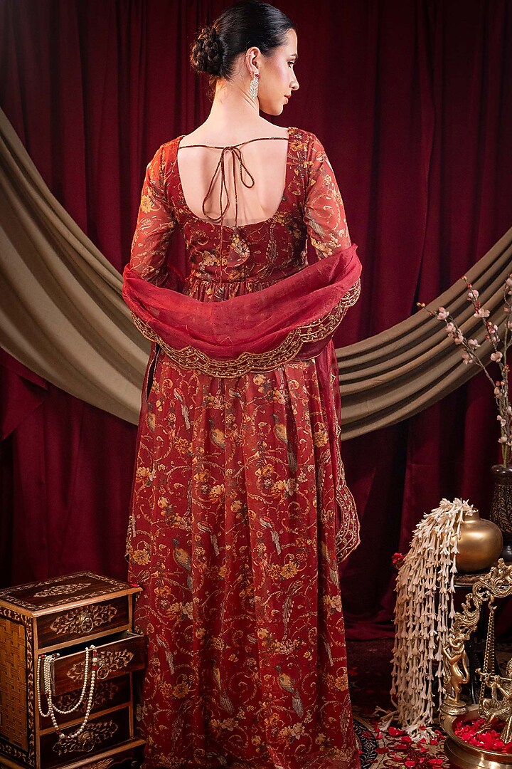 Maroon Pure Chiffon Printed & Dabka Embroidered Wedding Anarkali Set by SAINY GARG COUTURE at Pernia's Pop Up Shop