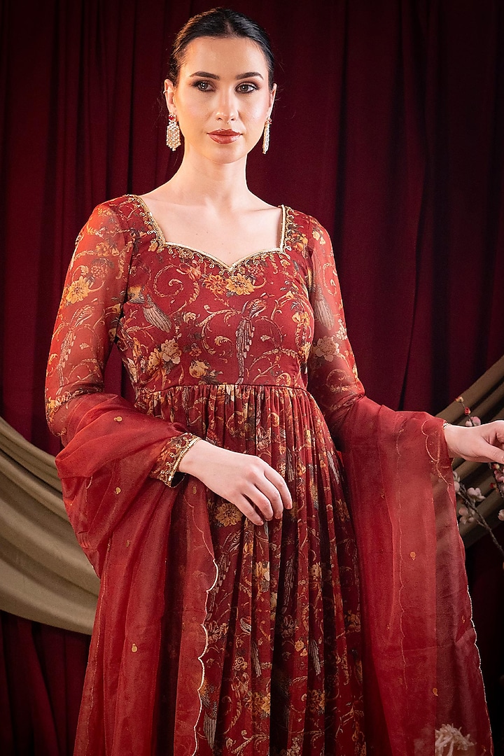 Maroon Pure Chiffon Printed & Dabka Embroidered Party Wear Anarkali Set by SAINY GARG COUTURE at Pernia's Pop Up Shop