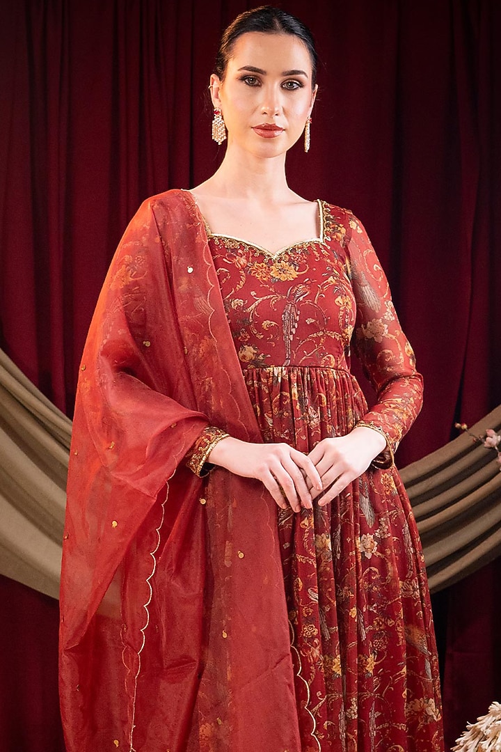 Maroon Pure Chiffon Printed & Dabka Embroidered Party Wear Anarkali Set by SAINY GARG COUTURE at Pernia's Pop Up Shop