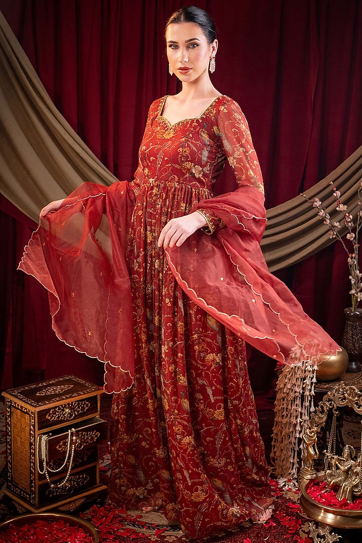 Maroon Pure Chiffon Printed & Dabka Embroidered Party Wear Anarkali Set by SAINY GARG COUTURE at Pernia's Pop Up Shop