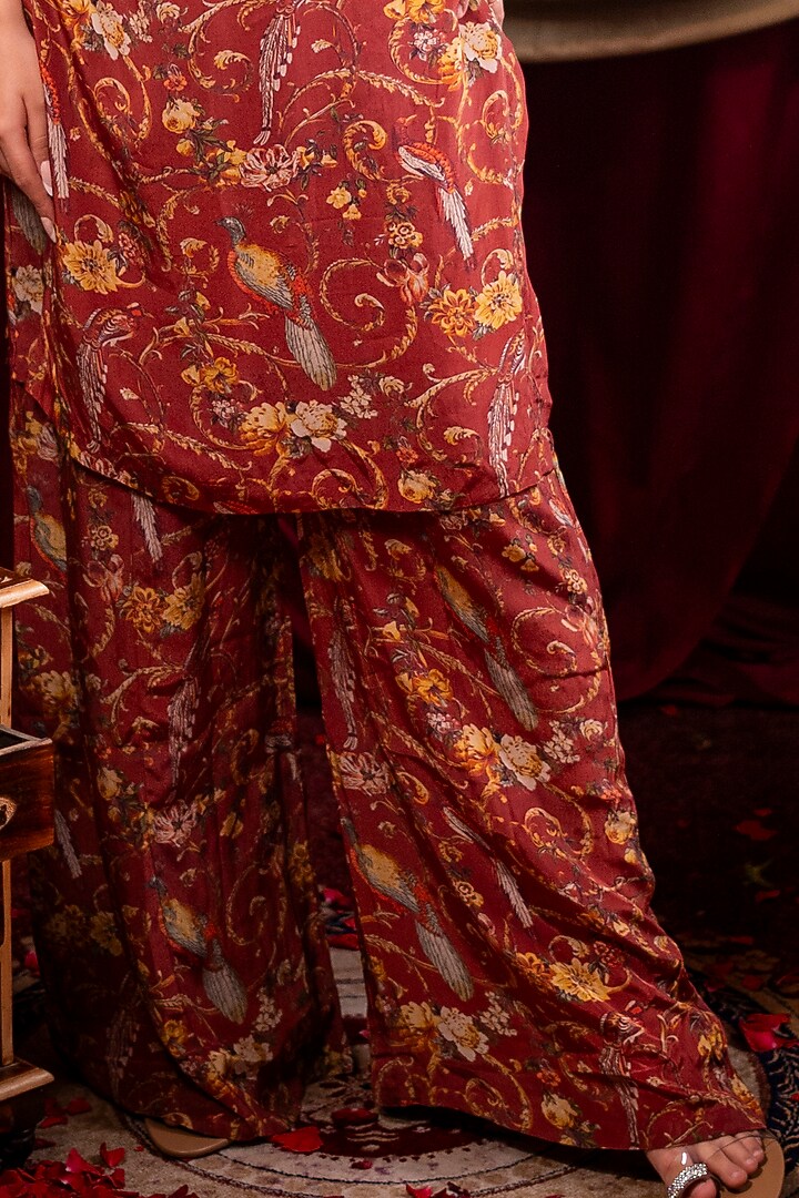 Maroon Pure Crepe Printed & Sequins Embroidered Kurta Set by SAINY GARG COUTURE at Pernia's Pop Up Shop