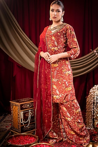 Maroon Pure Crepe Printed & Sequins Embroidered Kurta Set by SAINY GARG COUTURE