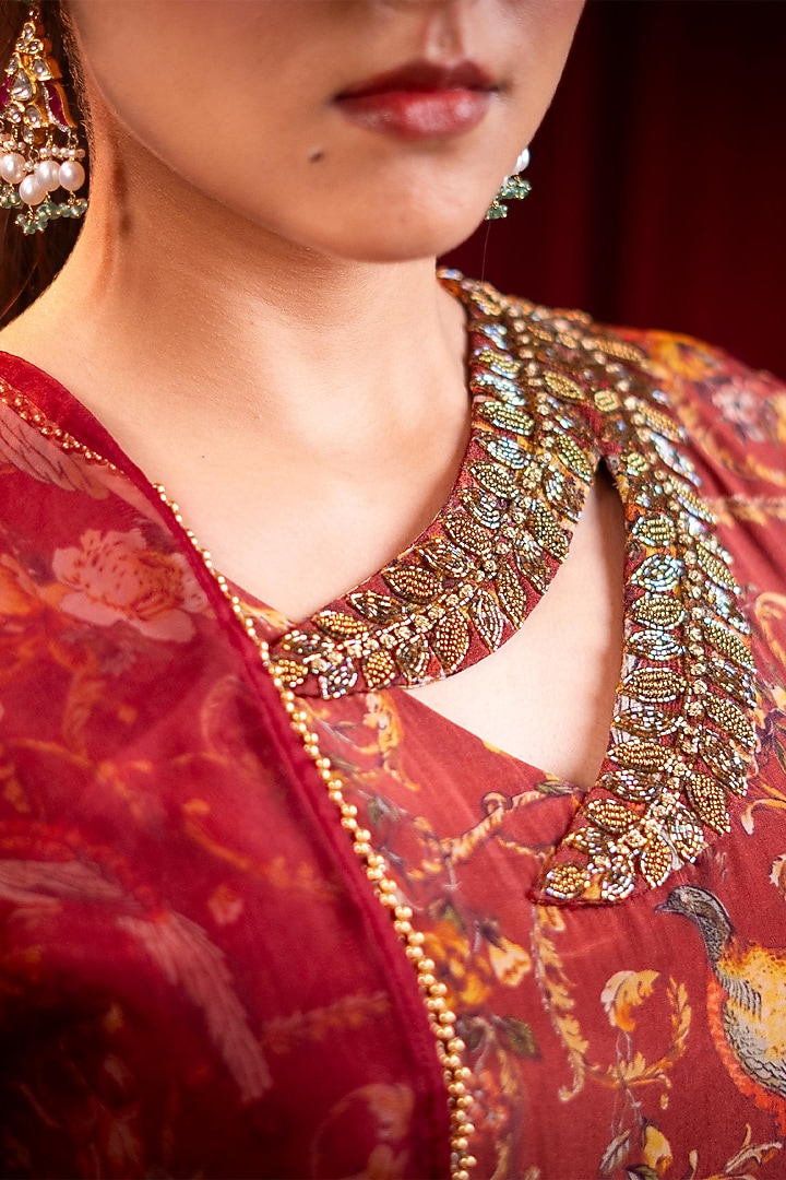 Maroon Pure Crepe Printed & Sequins Embroidered Kurta Set by SAINY GARG COUTURE at Pernia's Pop Up Shop