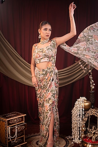 Ivory Chiffon Printed Pre-Stitched Skirt Saree Set by SAINY GARG COUTURE