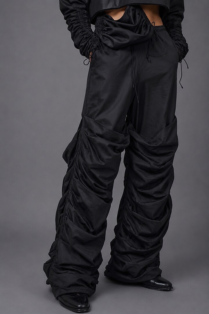 Black Giza Cotton Crop Jacket Set by SAIM at Pernia's Pop Up Shop