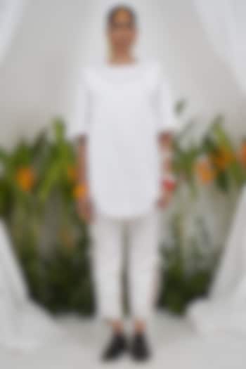 White Giza Cotton Kurta Style T-Shirt by SAIM at Pernia's Pop Up Shop