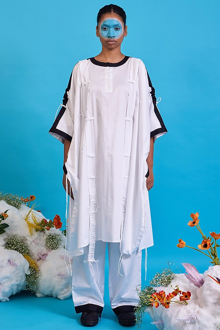 White Giza Cotton Strip Detailed Kaftan Set by SAIM at Pernia's Pop Up Shop