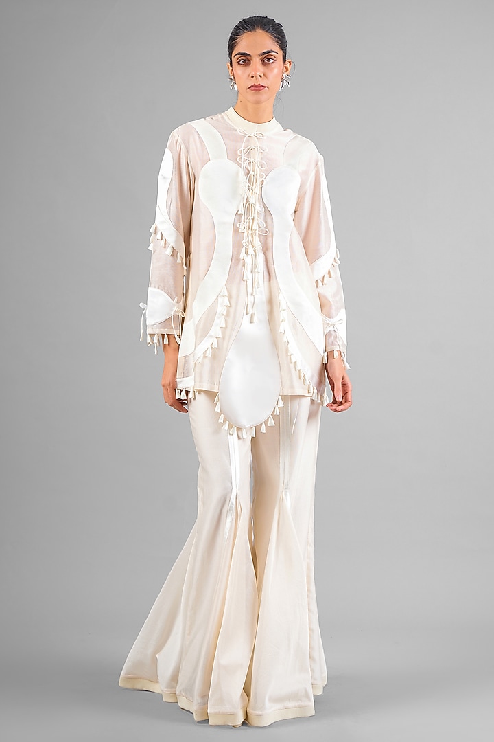 Ivory Chanderi Patchwork Kurta Set by SAIM at Pernia's Pop Up Shop