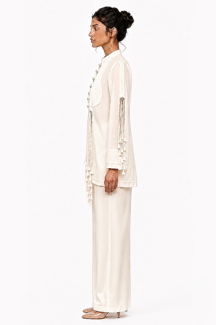 Off-White Chanderi & Satin Co-Ord Set by SAIM at Pernia's Pop Up Shop