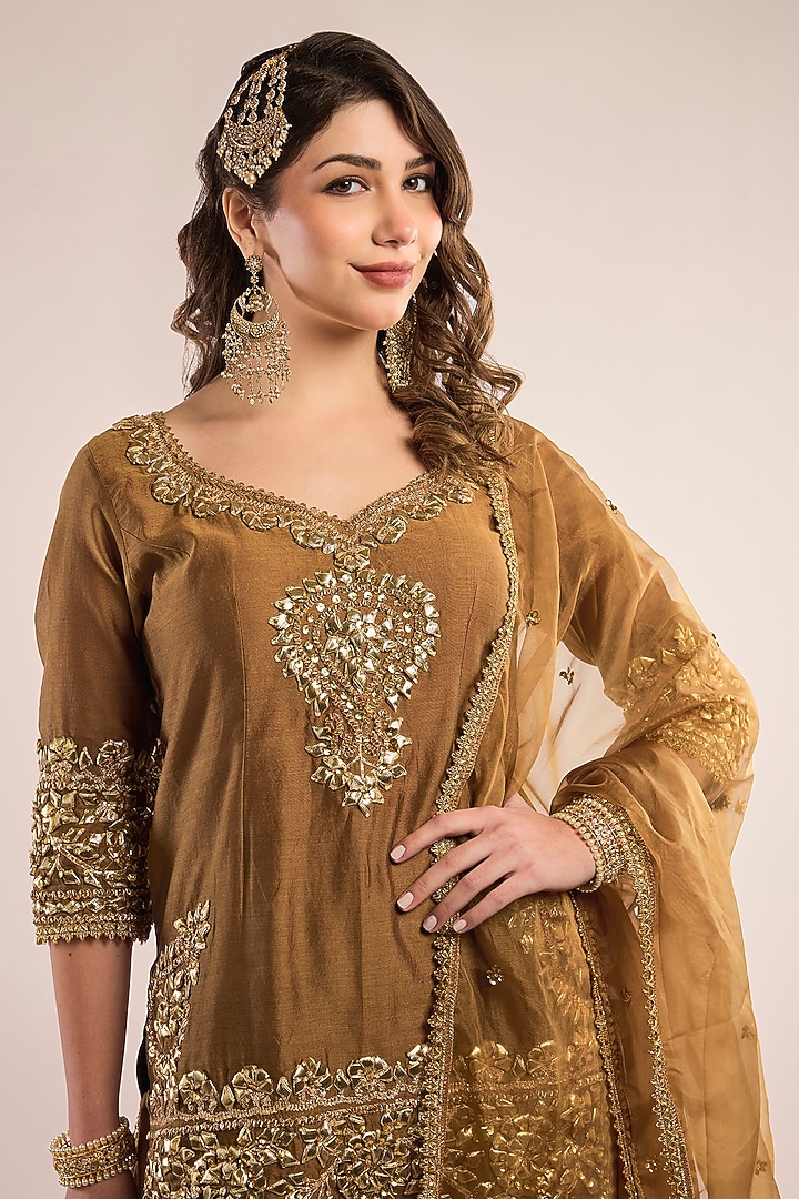 Gold Chanderi Gota Patti Embroidered Gharara Set by saina kapoor at Pernia's Pop Up Shop