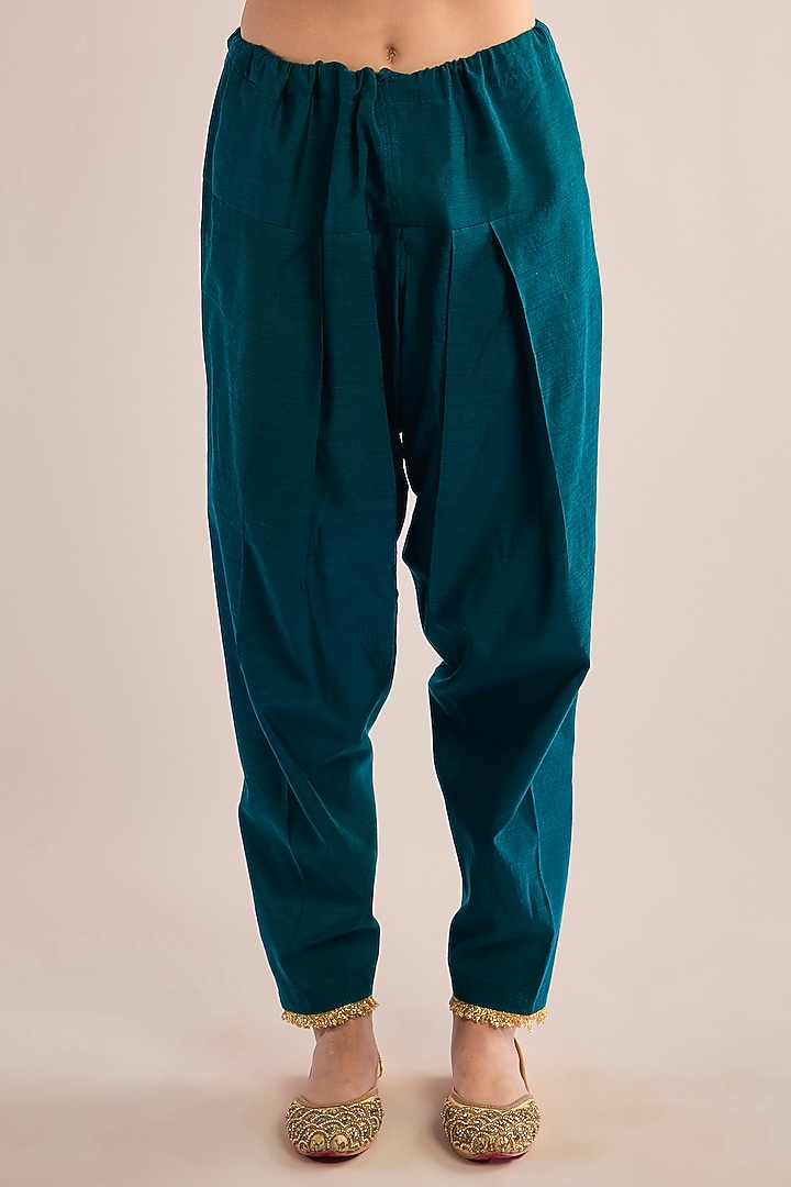 Turquoise Chanderi Gota Patti Embroidered Kurta Set by saina kapoor at Pernia's Pop Up Shop